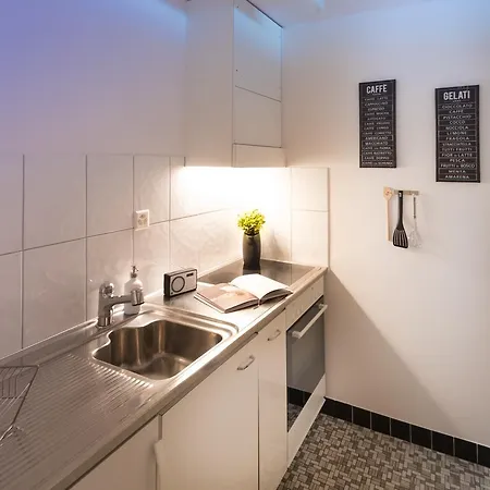 Barga E 4 Apartment