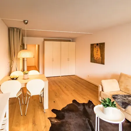 Barga E 4 Apartment